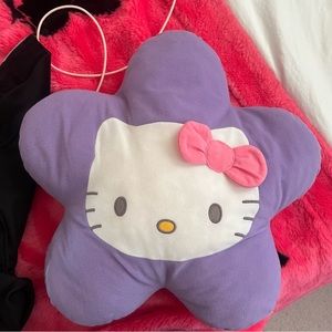 Hello kitty pillow
